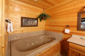 Howling Wolf by Eden Crest Vacation Rentals